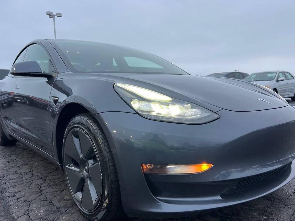 TESLA MODEL 3 2022 5YJ3E1EB0NF199154 image